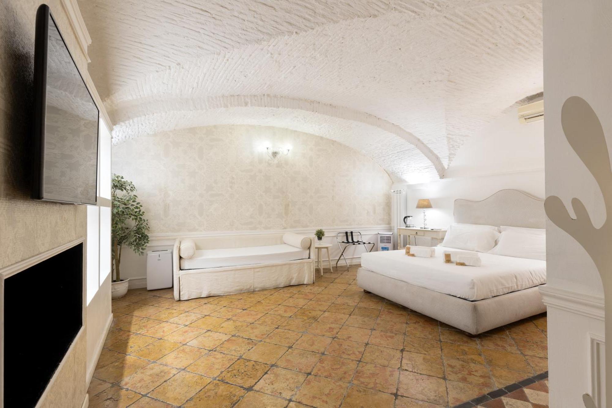 Guest house Cimarra 14-15 -