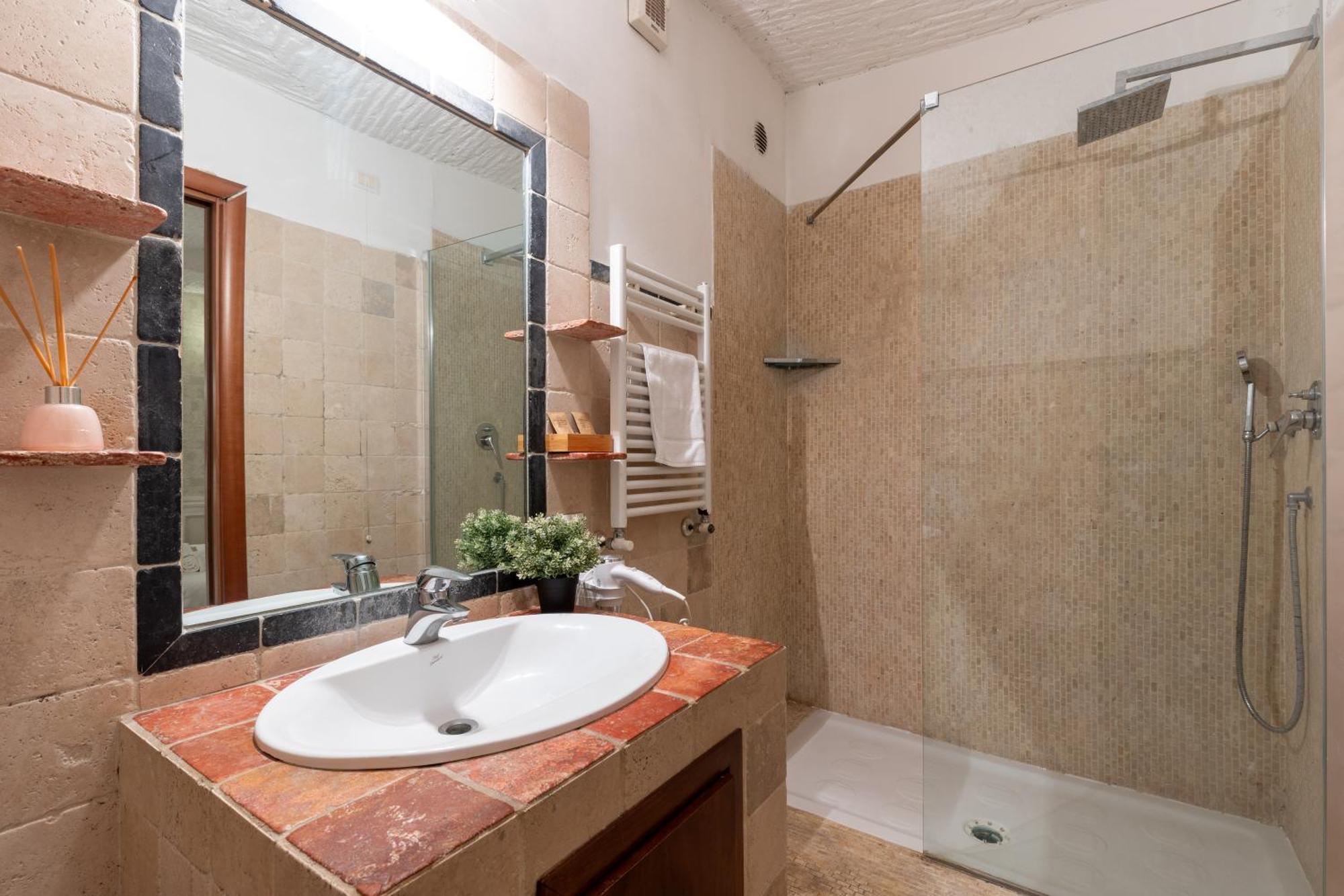 Cimarra 14-15 - Guest house