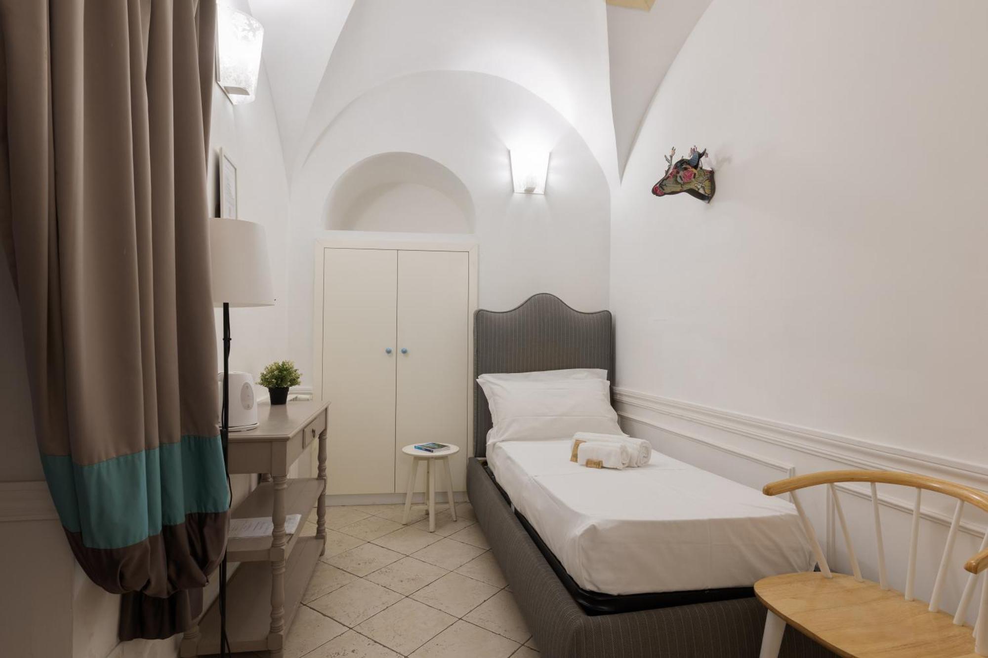 Guest house Cimarra 14-15 -